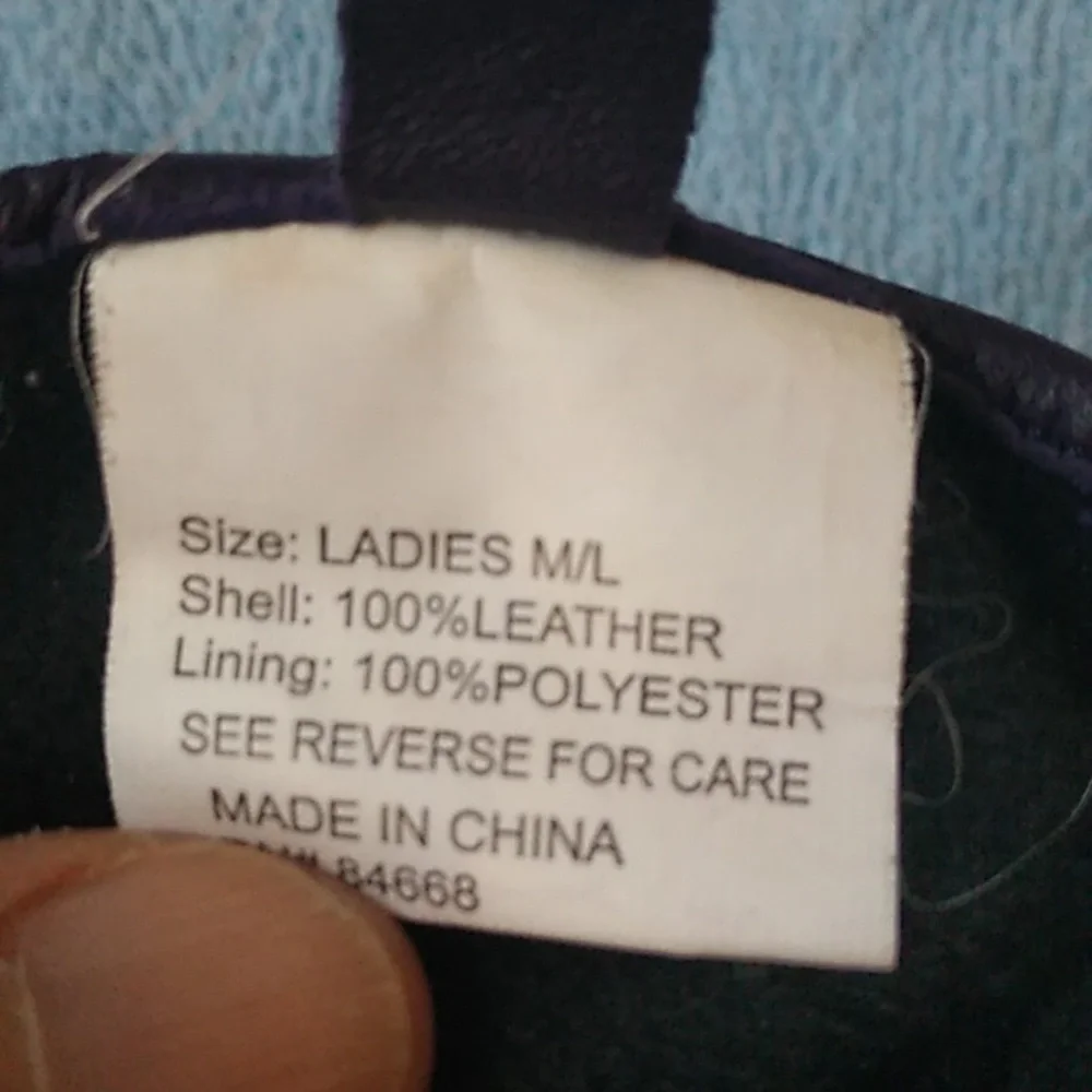 Source Unknown ladies leather